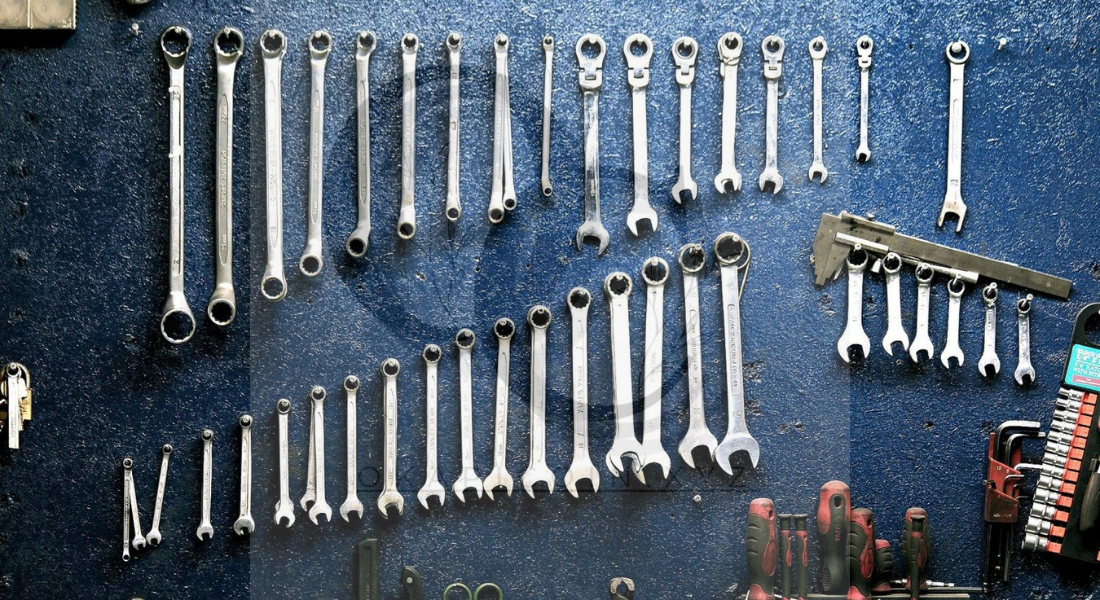 Auto Maintenance Tools 